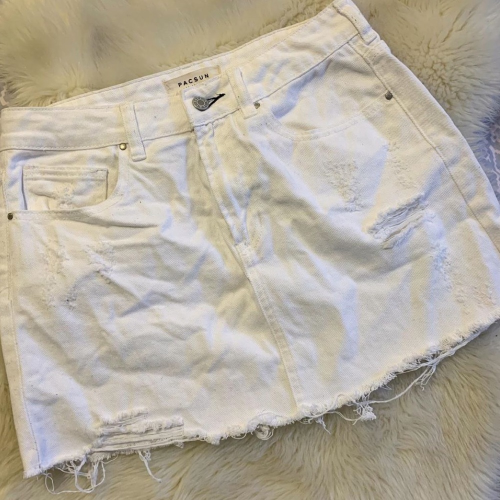 Pacsun skirt size 27